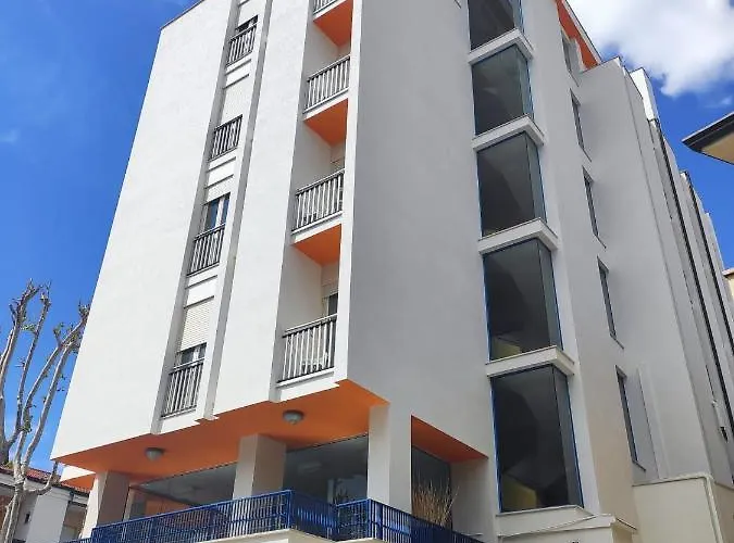 Otel Senior