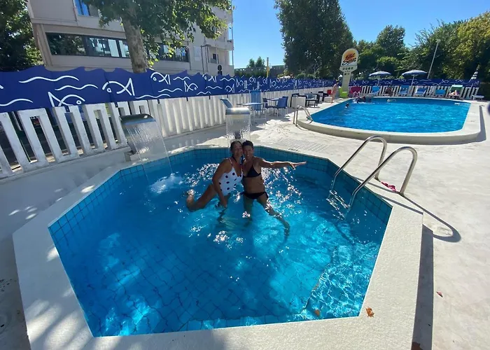 Otel Senior