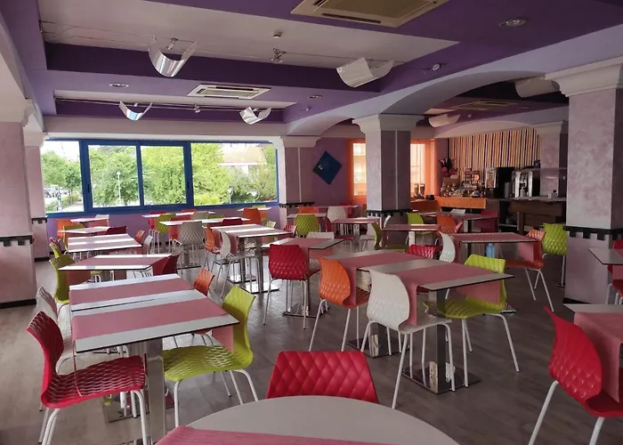 Otel Senior