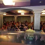 Senior Hotel