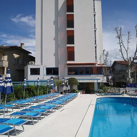 Hotel Senior 3*
