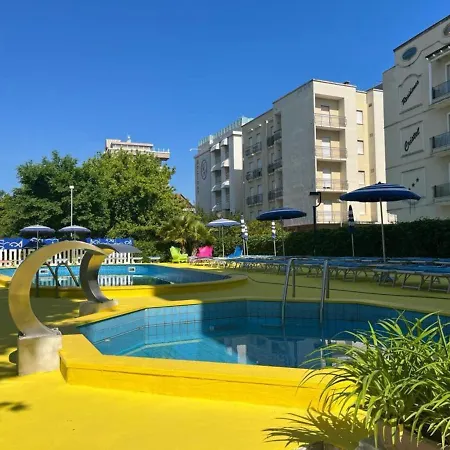 Senior カットーリカ