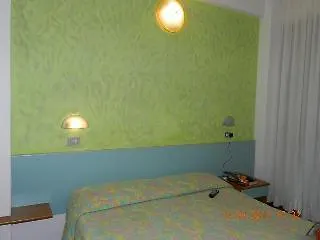 Отель Senior 3*